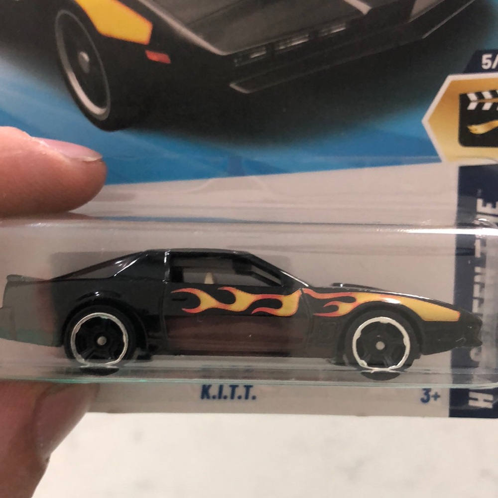 K.I.T.T. Knight Rider - Picture 2 of 7